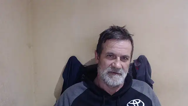 Snapshot of AlexNudo chatting on September 27, 2025, 4:45 pm AlexNudo online show from September 27, 2025, 4:45 pm