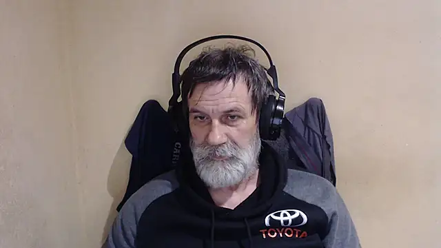 AlexNudo online show from November 4, 2025, 6:12 am