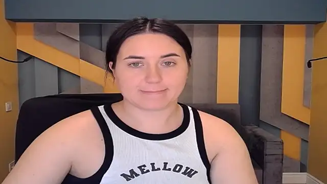 Snapshot of Roxie_Bradley chatting on December 6, 2024, 11:22 am Roxie Bradley online show from December 6, 2024, 11:22 am