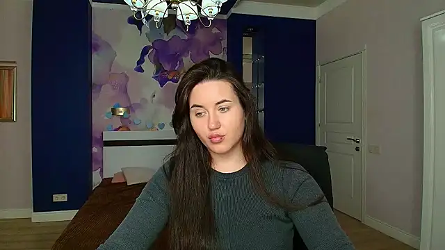 Snapshot of Roxie_Bradley chatting on December 18, 2024, 7:26 am Roxie Bradley online show from December 18, 2024, 7:26 am