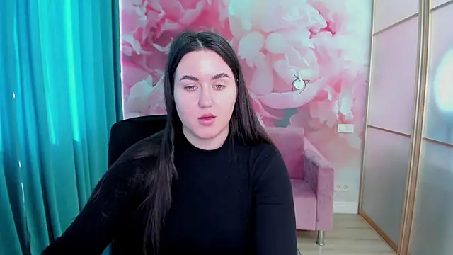 Snapshot of Roxie_Bradley chatting on January 9, 2025, 10:31 am Roxie Bradley online show from January 9, 2025, 10:31 am