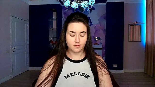 Snapshot of Roxie_Bradley chatting on January 11, 2025, 7:17 am Roxie Bradley online show from January 11, 2025, 7:17 am