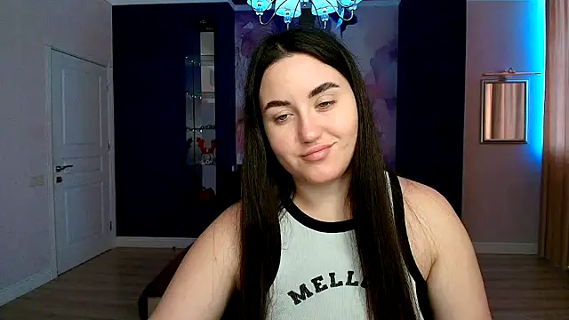 Snapshot of Roxie_Bradley chatting on January 13, 2025, 10:14 am Roxie Bradley online show from January 13, 2025, 10:14 am