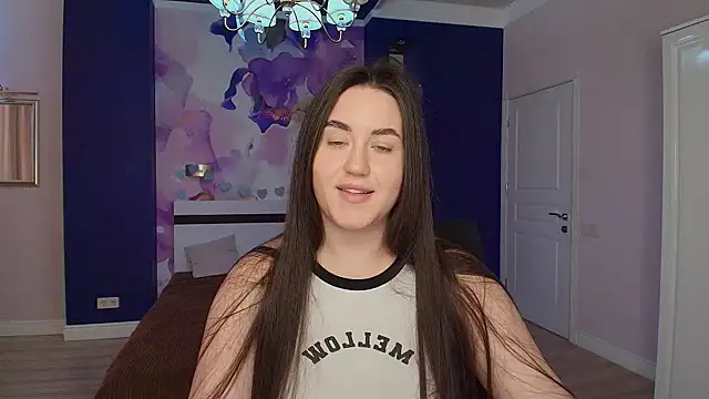 Snapshot of Roxie_Bradley chatting on January 15, 2025, 6:54 am Roxie Bradley online show from January 15, 2025, 6:54 am