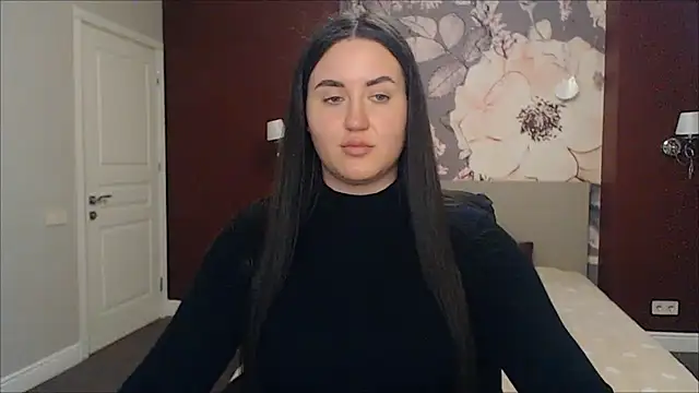 Snapshot of Roxie_Bradley chatting on February 20, 2025, 12:57 pm Roxie Bradley online show from February 20, 2025, 12:57 pm