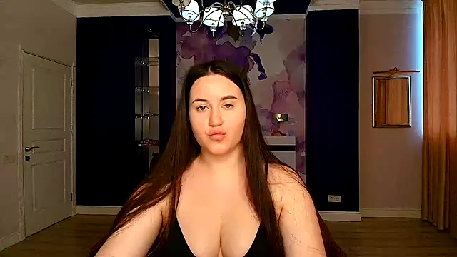 Snapshot of Roxie_Bradley chatting on March 17, 2025, 7:02 am Roxie Bradley online show from March 17, 2025, 7:02 am