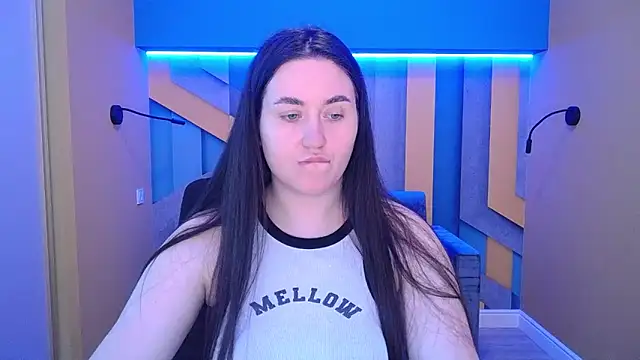 Snapshot of Roxie_Bradley chatting on March 22, 2025, 7:25 am Roxie Bradley online show from March 22, 2025, 7:25 am