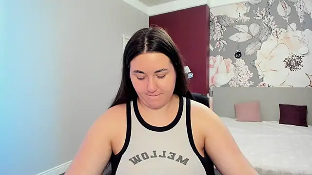 Snapshot of Roxie_Bradley chatting on November 21, 2025, 6:45 am Roxie Bradley online show from November 21, 2025, 6:45 am