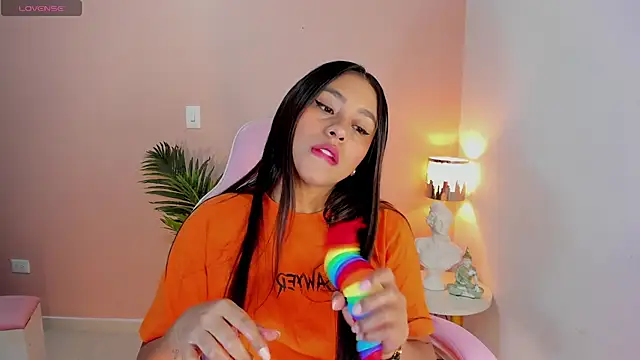 Snapshot of Ciara8 chatting on October 25, 2025, 12:02 pm Ciara8 online show from October 25, 2025, 12:02 pm