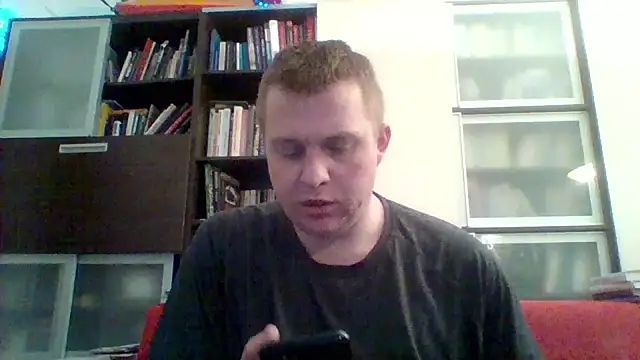 Snapshot of Matttthees chatting on January 11, 2026, 5:40 pm Matttthees online show from January 11, 2026, 5:40 pm