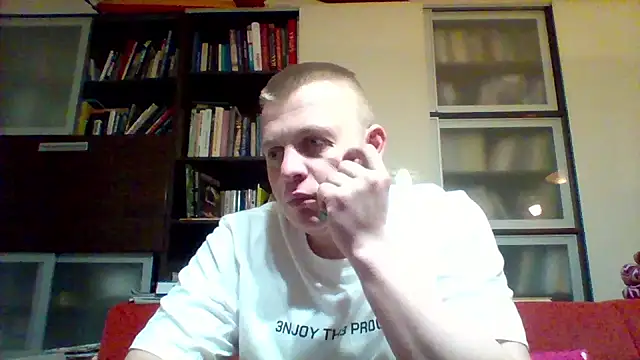 Snapshot of Matttthees chatting on January 13, 2026, 4:29 am Matttthees online show from January 13, 2026, 4:29 am