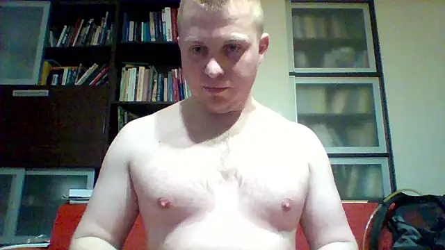 Snapshot of Matttthees chatting on January 18, 2026, 5:50 pm Matttthees online show from January 18, 2026, 5:50 pm