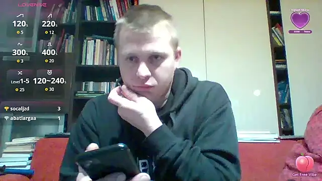 Snapshot of Matttthees chatting on February 8, 2026, 8:23 pm Matttthees online show from February 8, 2026, 8:23 pm