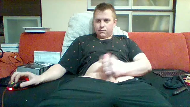 Snapshot of Matttthees chatting on February 23, 2026, 1:58 am Matttthees online show from February 23, 2026, 1:58 am