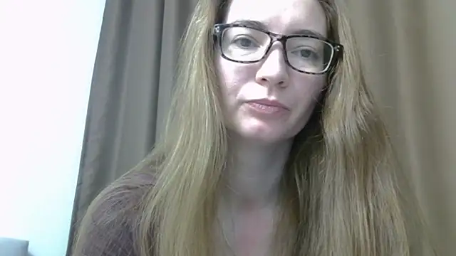 Snapshot of Ashleyspice chatting on February 19, 2025, 6:33 am Ashleyspice online show from February 19, 2025, 6:33 am