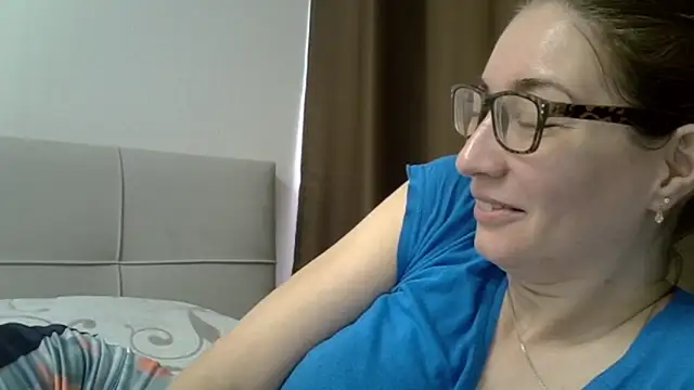 Snapshot of Ashleyspice chatting on March 19, 2025, 7:18 am Ashleyspice online show from March 19, 2025, 7:18 am