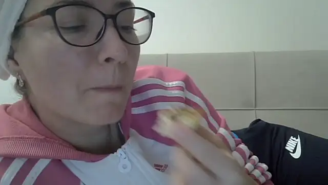 Snapshot of Ashleyspice chatting on December 18, 2025, 7:14 am Ashleyspice online show from December 18, 2025, 7:14 am