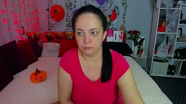 Snapshot of DarlingMilf chatting on November 12, 2025, 7:13 pm DarlingMilf online show from November 12, 2025, 7:13 pm