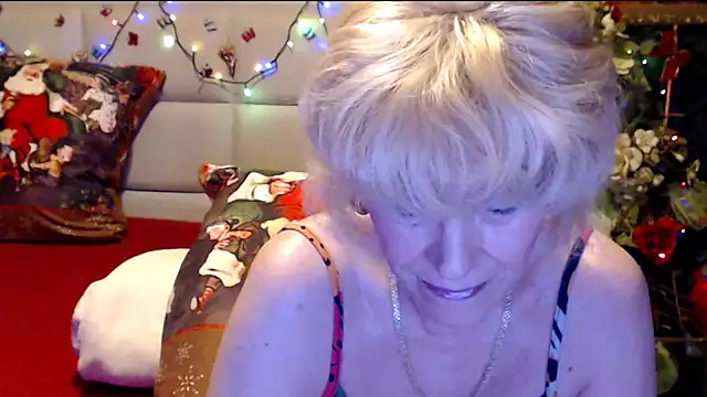 HappyWomanOn online show from December 20, 2025, 9:49 am