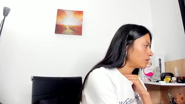 nia  white online show from March 2, 2026, 3:30 am