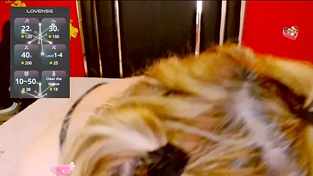 Snapshot of Nayla_Garner chatting on January 18, 2025, 8:51 pm Nayla Garner online show from January 18, 2025, 8:51 pm