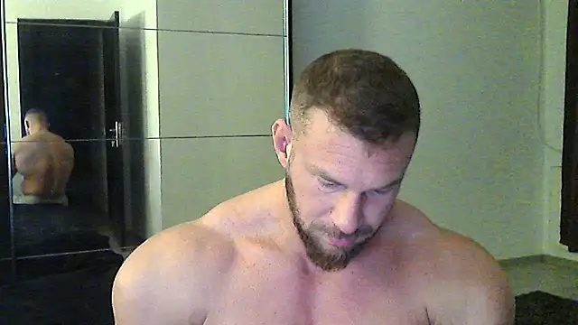 Snapshot of muscularkevin chatting on November 24, 2025, 4:45 am muscularkevin online show from November 24, 2025, 4:45 am