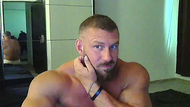 muscularkevin online show from July 1, 2026, 1:13 pm