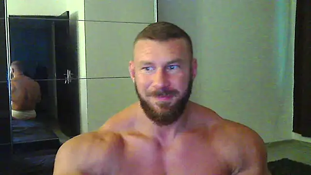 muscularkevin online show from July 2, 2026, 3:34 am