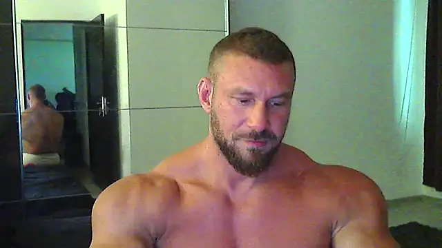 muscularkevin online show from July 6, 2026, 1:30 pm