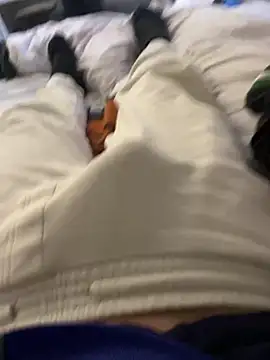 Snapshot of Luishorny19 chatting on February 11, 2025, 4:02 pm Luishorny19 online show from February 11, 2025, 4:02 pm