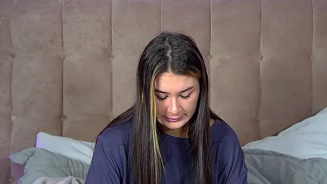 RachelSimpson online show from November 15, 2025, 6:26 pm