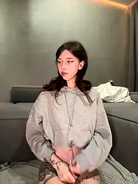 Bastet online show from October 2, 2025, 6:04 pm