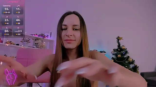 Snapshot of Alice_in_the__Wonderland chatting on January 1, 2025, 9:41 pm Alice in the Wonderland online show from January 1, 2025, 9:41 pm