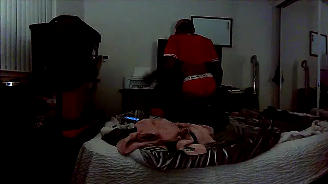 Snapshot of trophyboi69 chatting on December 5, 2024, 10:23 am trophyboi69 online show from December 5, 2024, 10:23 am