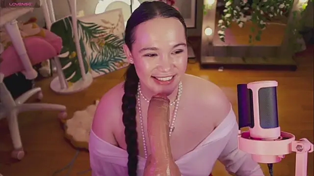 Chery Lady22 online show from March 2, 2025, 7:02 pm