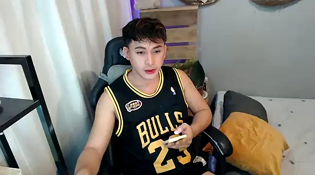 princeJayX online show from December 8, 2024, 12:19 pm