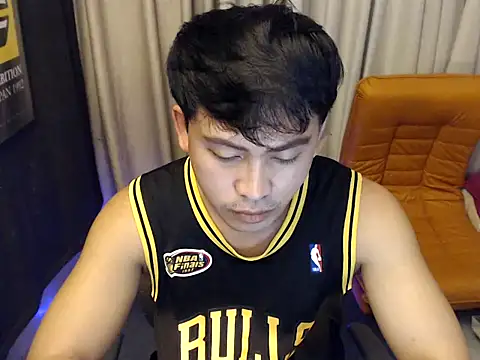 Snapshot of princeJayX chatting on April 9, 2026, 2:33 am princeJayX online show from April 9, 2026, 2:33 am