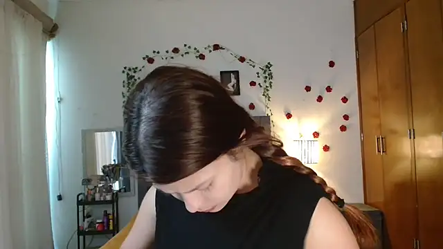 3littleschoolteens online show from February 23, 2026, 6:05 pm