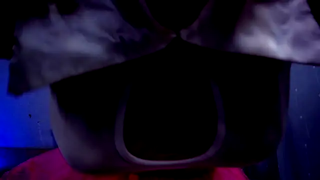 LickLizzy online show from February 10, 2025, 7:07 pm