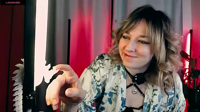 Snapshot of 5_in_one chatting on February 7, 2026, 4:27 am 5 in one online show from February 7, 2026, 4:27 am