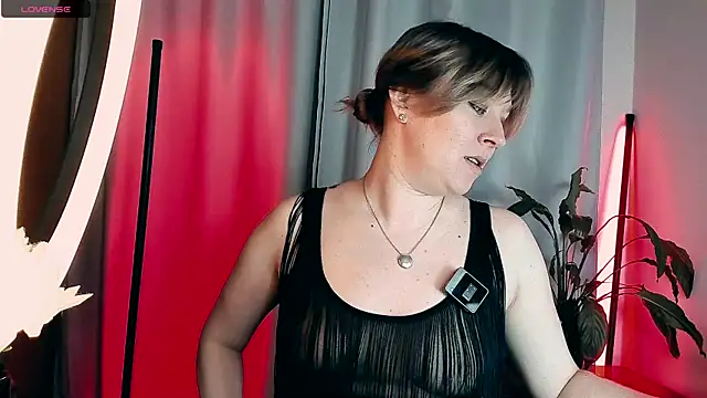 Snapshot of 5_in_one chatting on February 16, 2026, 3:46 am 5 in one online show from February 16, 2026, 3:46 am