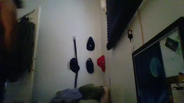 Snapshot of CleanGrey chatting on April 28, 2026, 10:48 pm CleanGrey online show from April 28, 2026, 10:48 pm