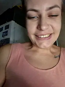 Snapshot of Keli_Jessi chatting on January 7, 2026, 7:16 pm Keli Jessi online show from January 7, 2026, 7:16 pm