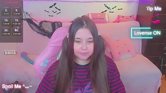 Lolisuccub online show from December 5, 2025, 5:42 pm