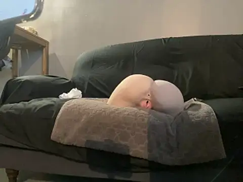 Snapshot of BruceIsHorny_ chatting on February 20, 2026, 4:40 pm BruceIsHorny online show from February 20, 2026, 4:40 pm