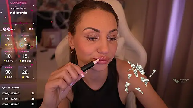 KristiiMax online show from October 28, 2025, 10:41 am