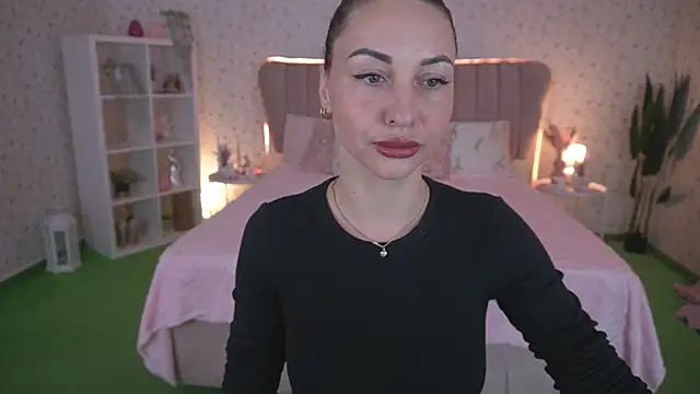 Snapshot of KristiiMax chatting on April 20, 2026, 7:11 am KristiiMax online show from April 20, 2026, 7:11 am