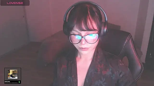 Snapshot of modjo_ chatting on November 9, 2025, 1:59 am modjo online show from November 9, 2025, 1:59 am