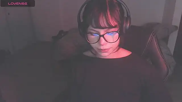 Snapshot of modjo_ chatting on November 10, 2025, 4:22 am modjo online show from November 10, 2025, 4:22 am