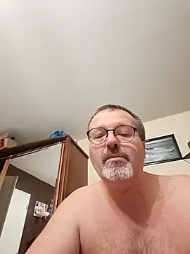 mike9473 online show from November 17, 2025, 6:30 am